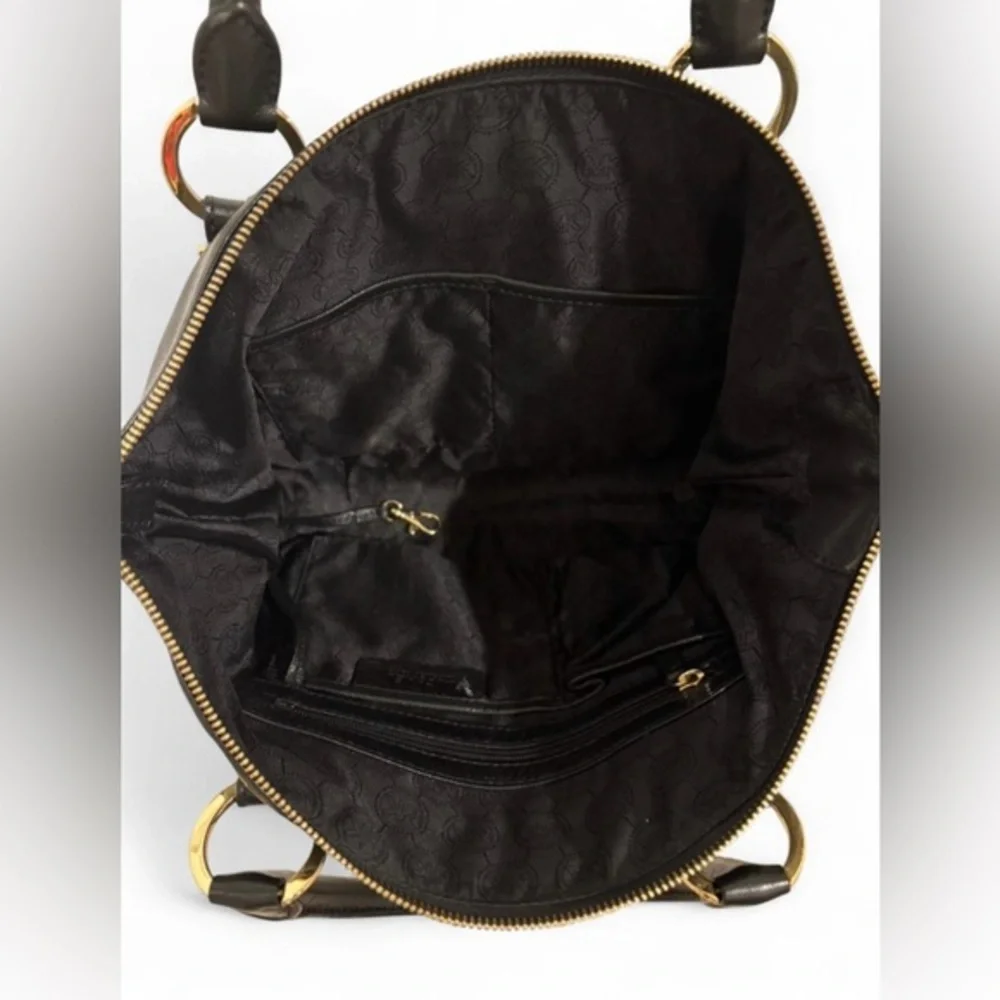 Michael Kors Leigh Black Leather Satchel‎ Purse